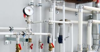Замена труб водоснабжения в квартире в Старой Руссе – цена от 4586 руб., Мастер24
